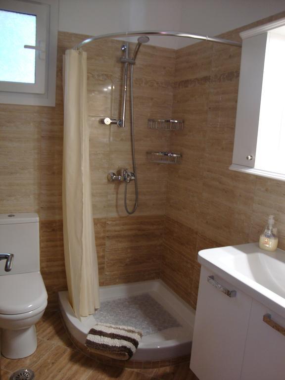 Fantasia Apartment Lákones Екстериор снимка